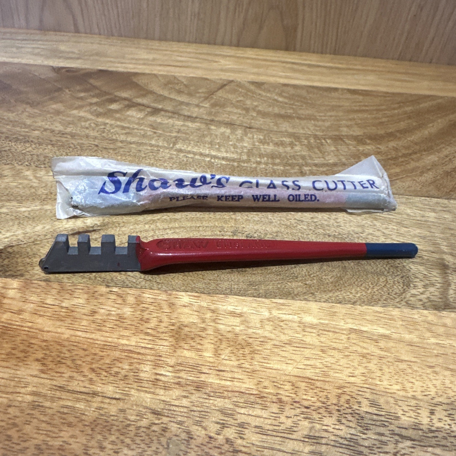 VINTAGE SHAW’S GLASS CUTTER 5 VINTAGE SHAW’S GLASS CUTTER 5