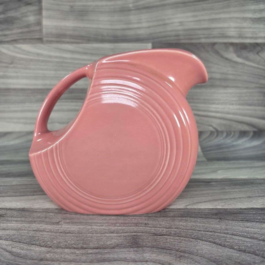 VTG Fiesta Rose Disk Pitcher 64 oz Pink Glaze Fiestaware Homer Laughlin Art Deco