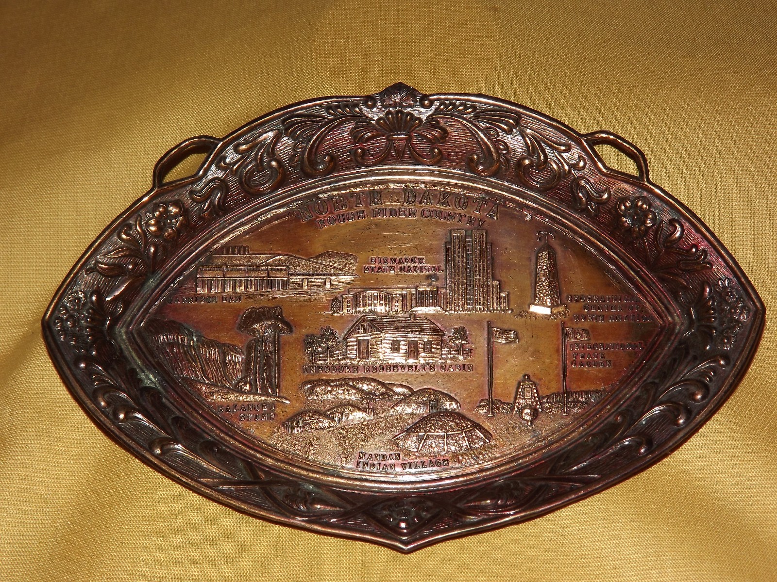 VINTAGE PLATE SOUVENIR NORTH DAKOTA ROUGH RIDER COUNTRY COPPER DISH