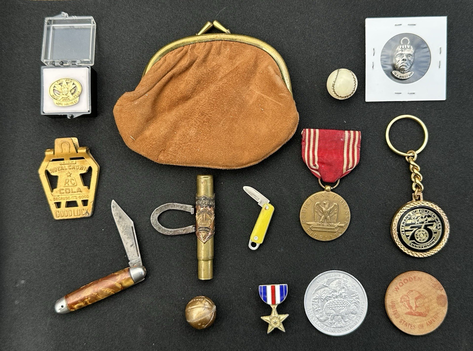 Vintage & Collectible Estate Lot – Militaria, Pocket Knives, Token & Advertising