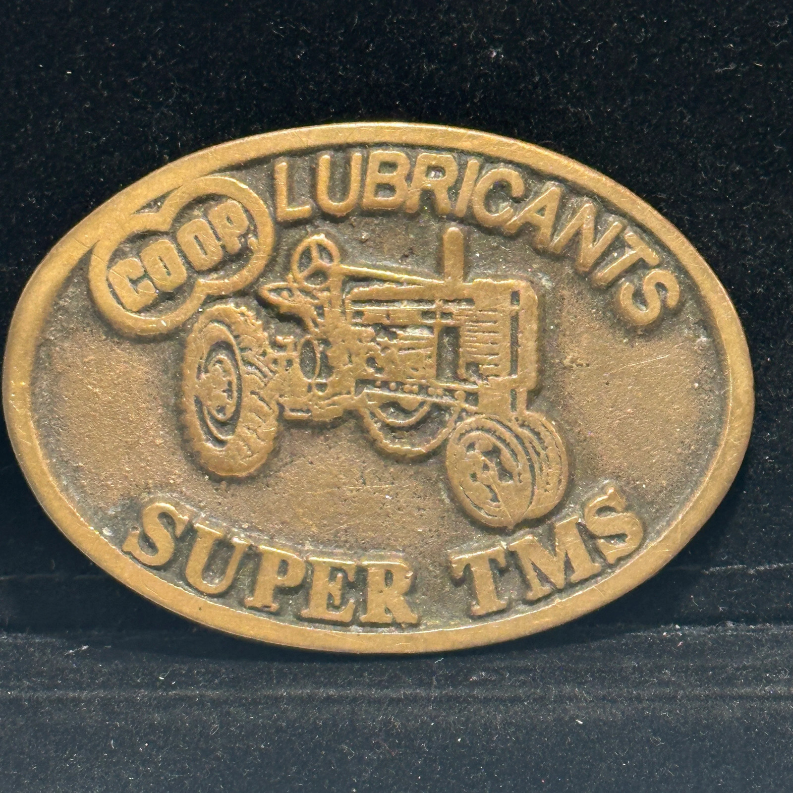 Vintage CO-OP Lubricants Super TMS Tractor Farm Oil Advertising Belt Buckle Vintage CO-OP Lubricants Super TMS Tractor Farm Oil Advertising Belt Buckle