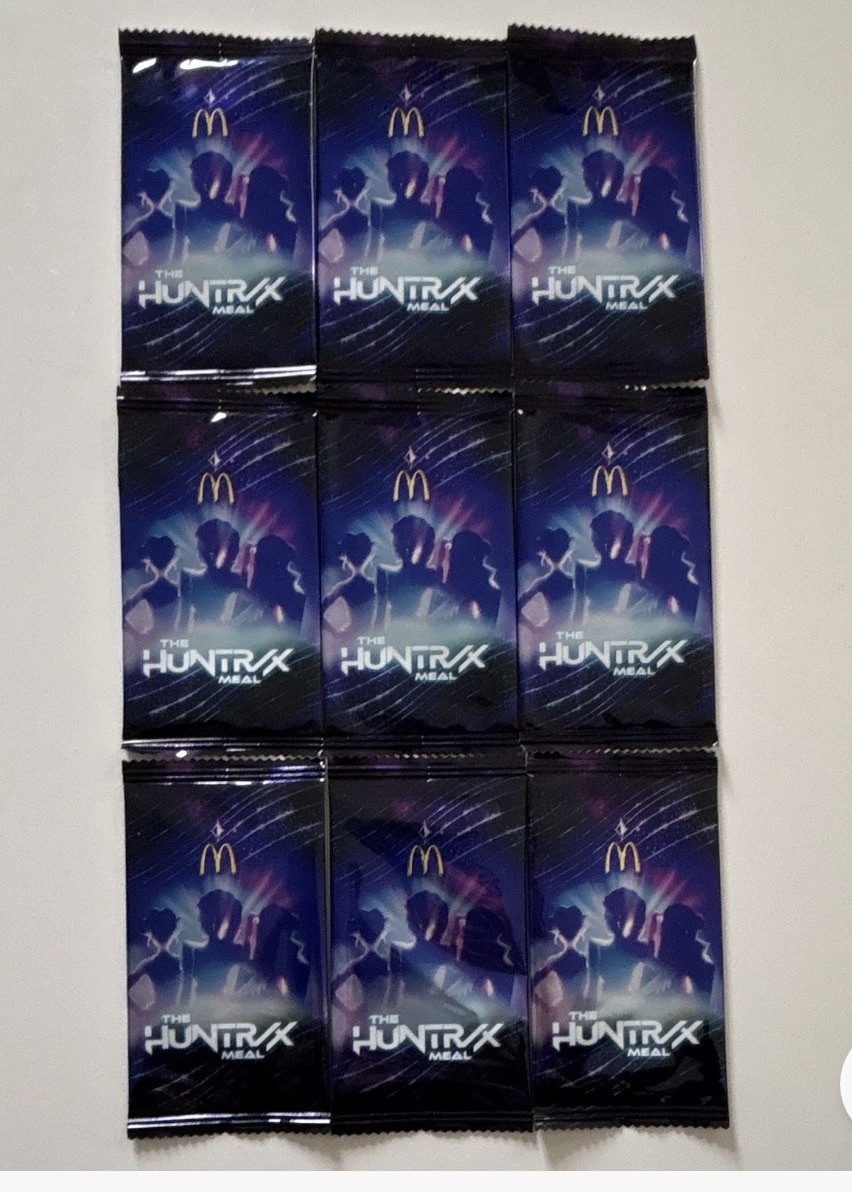 Lot of 9 McDonald's HUNTR/X Meal Sealed Card Packs KPop Demon Hunters 2026