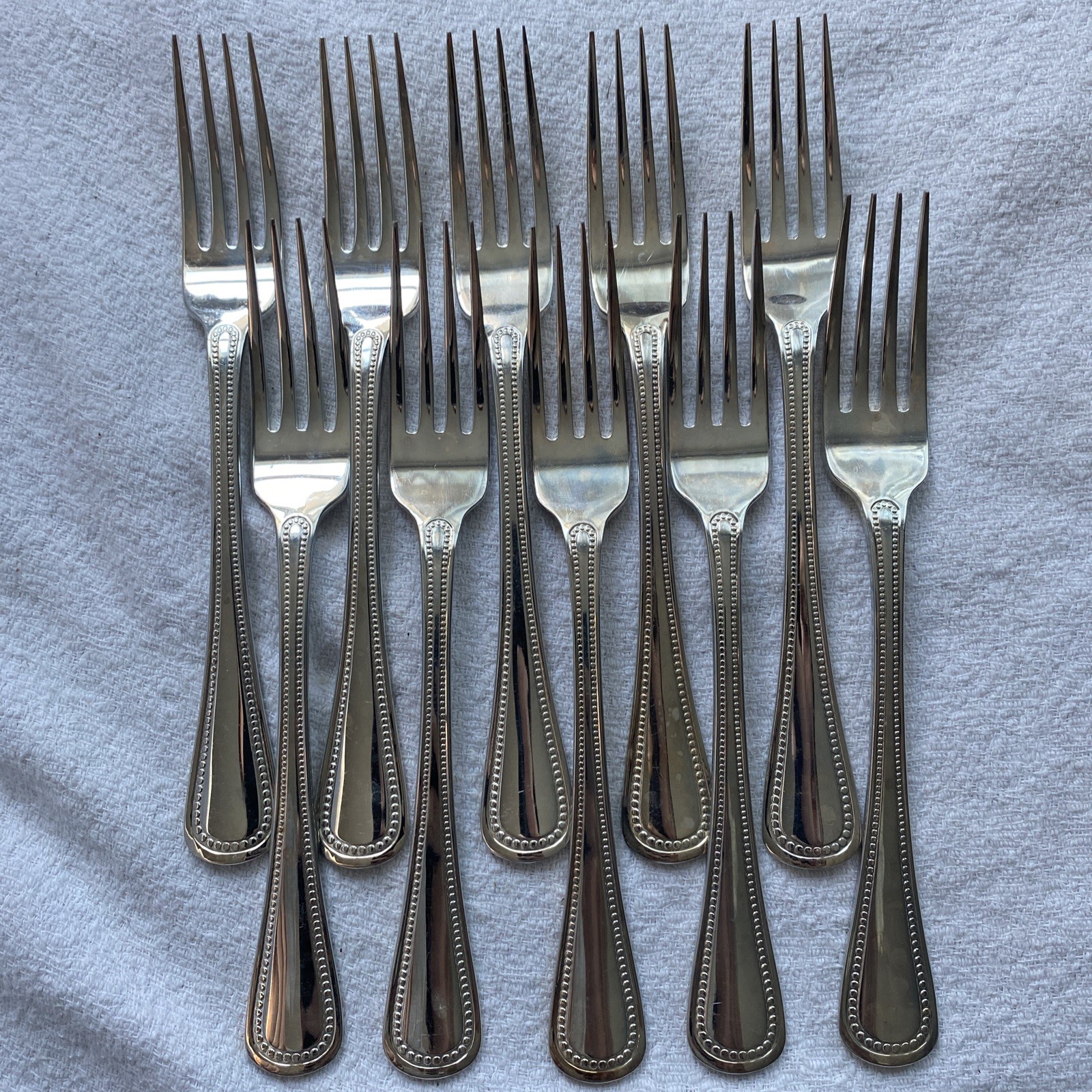 (10) Oneida Community 18/10 Beaded Flatware Dinner fork