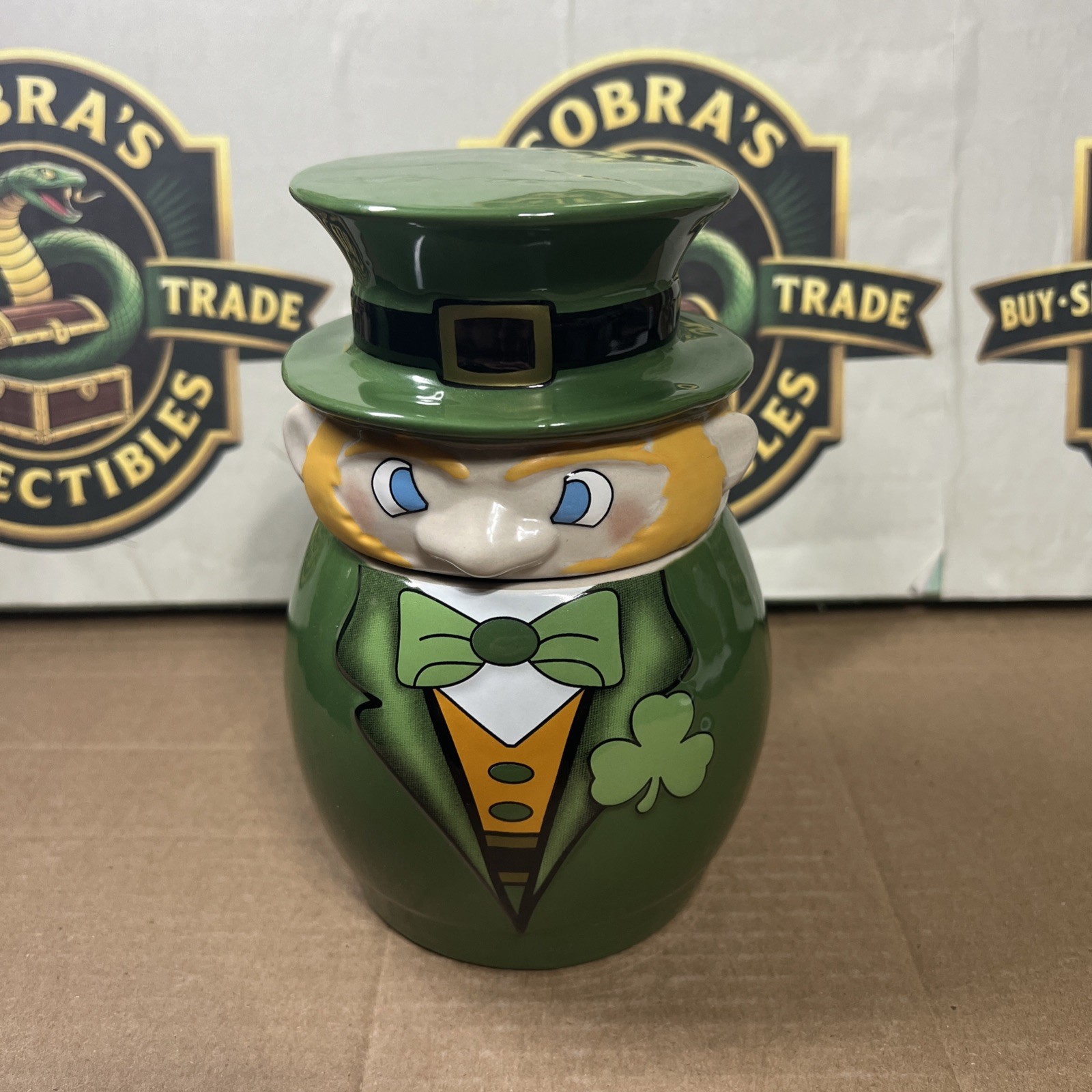 Rare Schultz & Dooley Utica Club Leprechaun Stein 1st Edition Bar Pub ManCave 