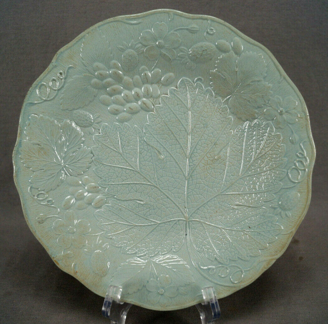 Thomas Till Strawberries Grapes & Vine Leaf Green Smearglaze Earthenware Plate B