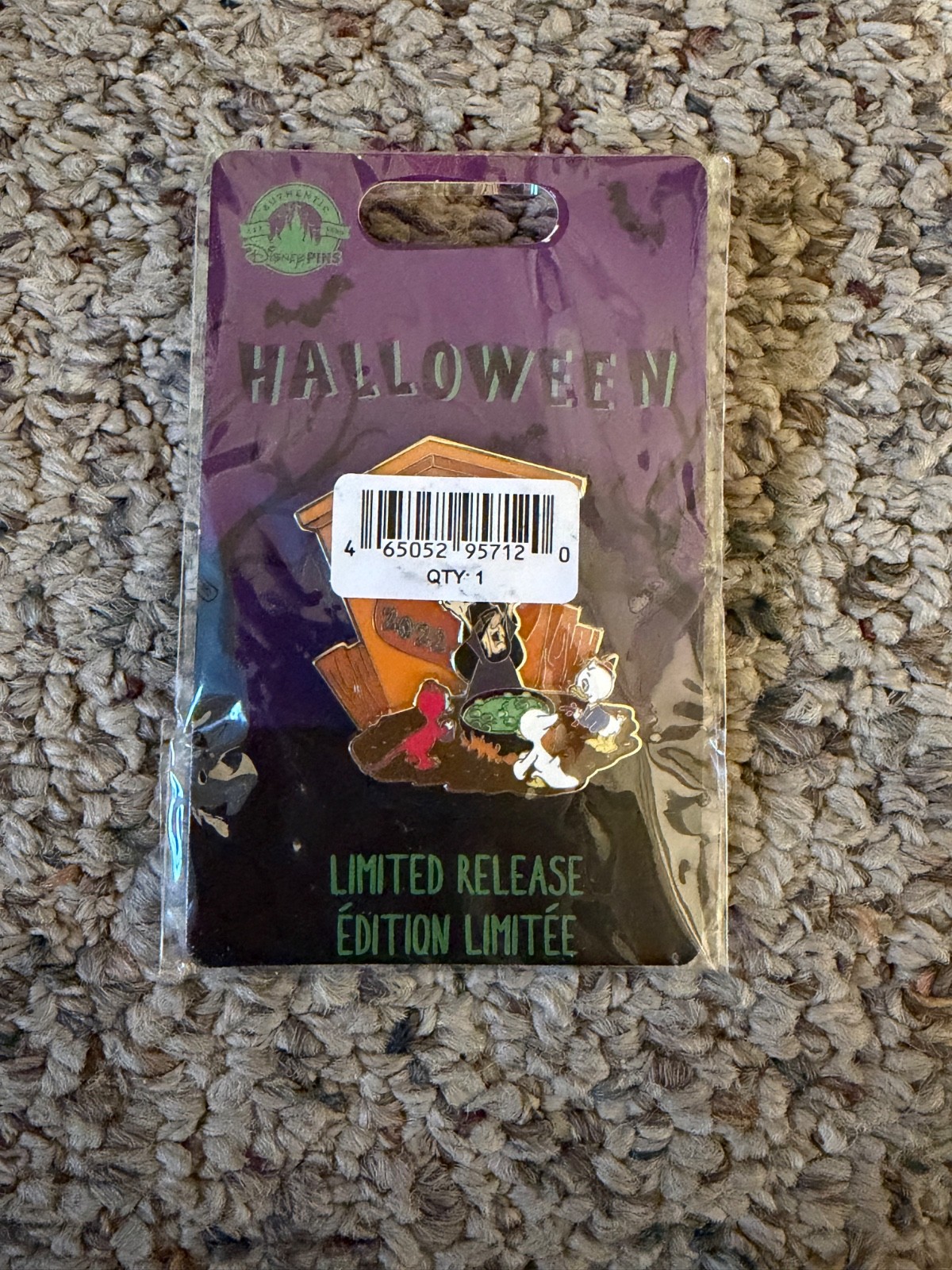 Disney Happy Halloween 2022 Huey Dewie & Lewie With Witch Limited Release Pin