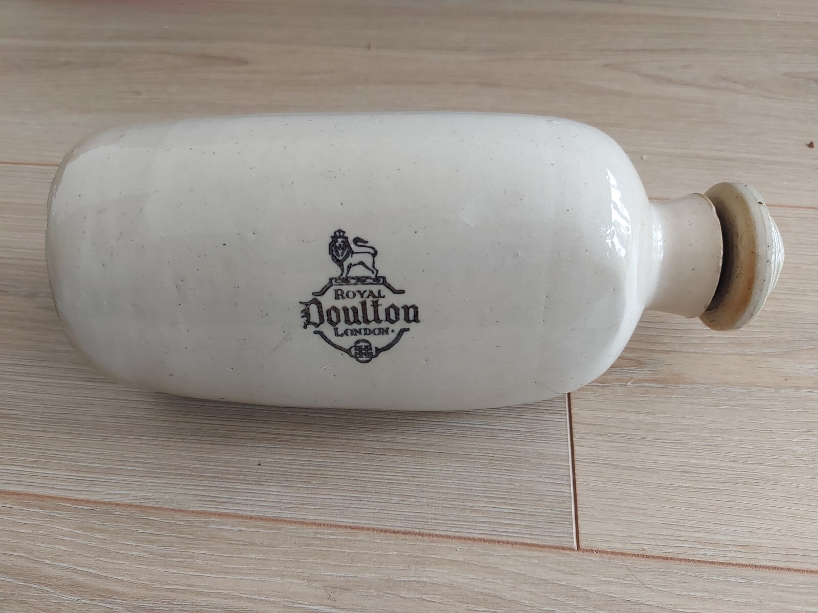 Vintage Royal Doulton Stoneware Hot Water Bottle, Bed Warmer Vintage Royal Doulton Stoneware Hot Water Bottle, Bed Warmer