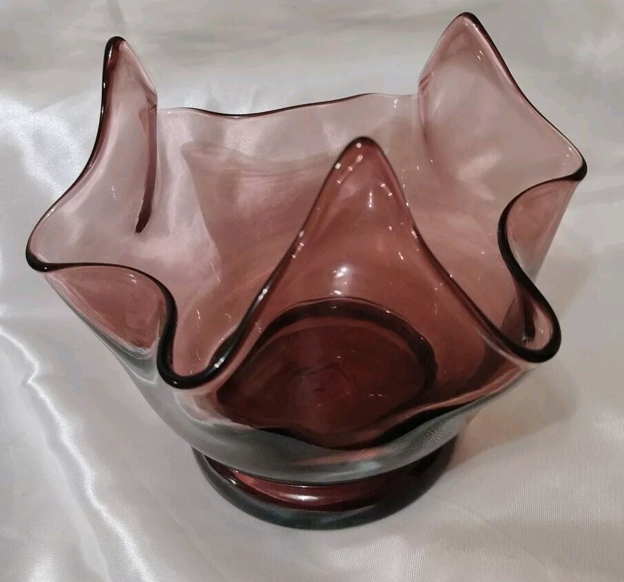 Vintage Amethyst Handkerchief Dish Bowl Art Glass 6.25