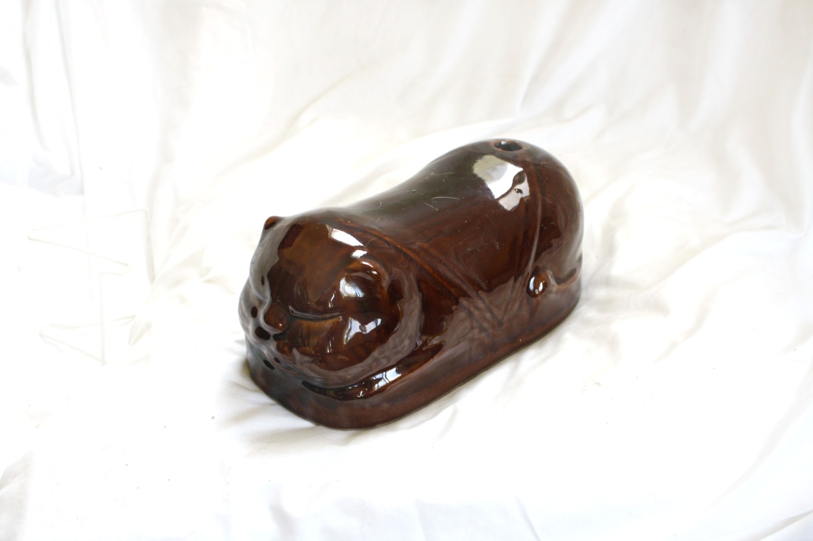 Vintage 1920s Brown Glazed Chinese Vintage 1920s Brown Glazed Chinese