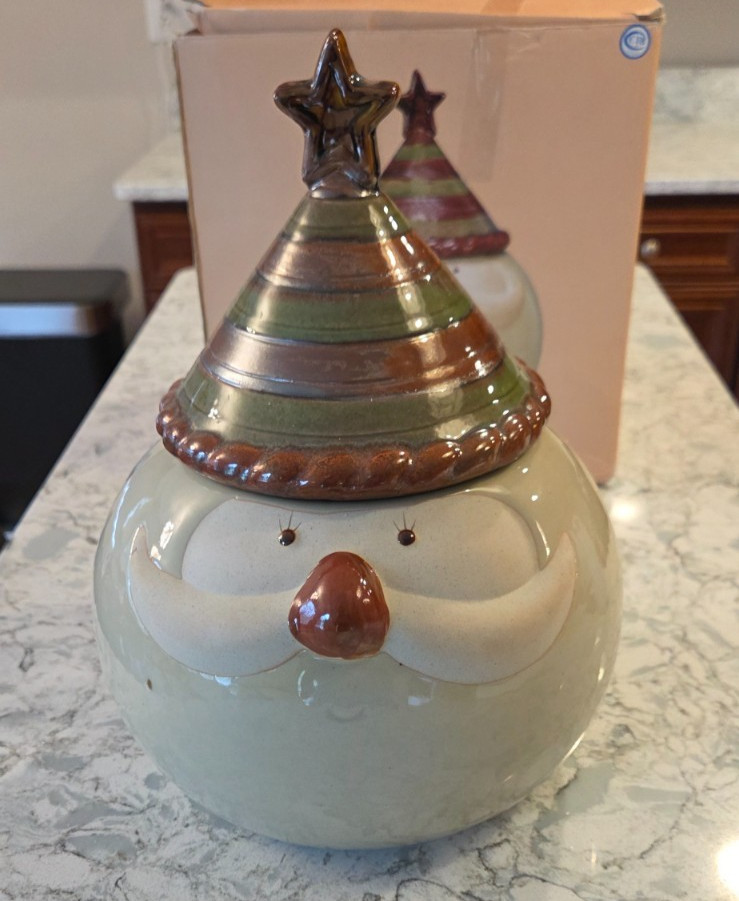 New Christmas Santa Claus Cookie Jar Ceramic 11\