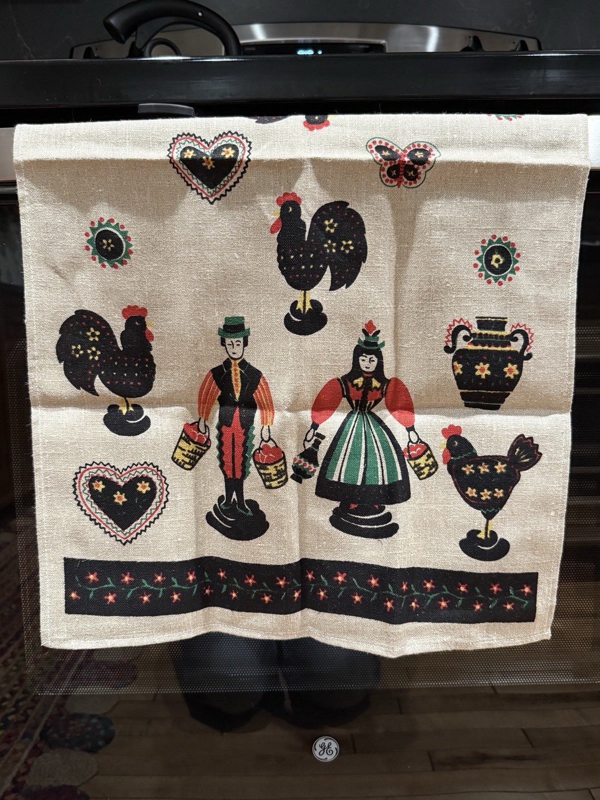 VTG 1950s Pennsylvania Dutch Linen Tea Towel Parisian Prints Folk Art Rooster
