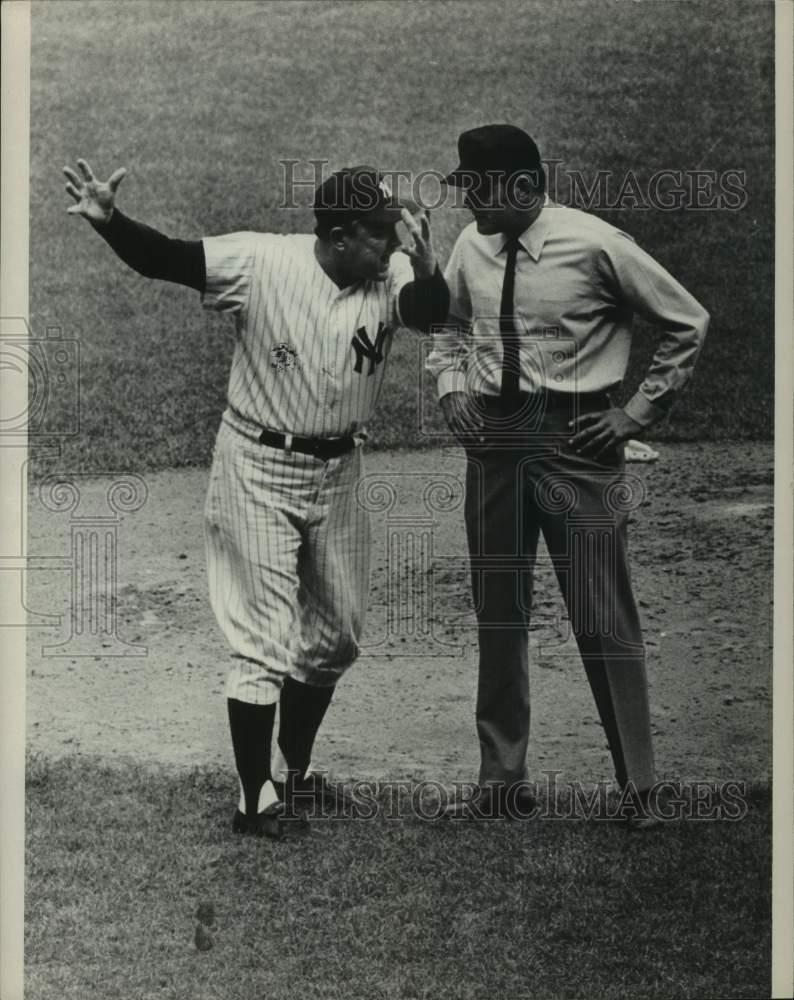 1970 Press Photo Manager Ralph Houk argues with umpire Don Denkinger