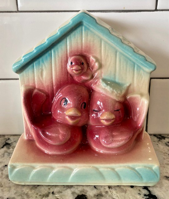 Vintage Shawnee Ceramic USA 830 Birdhouse Planter / Wall Pocket