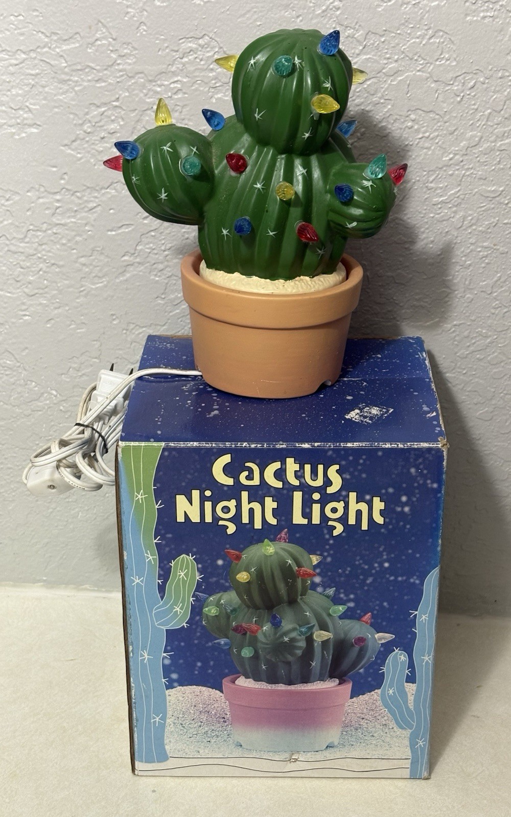 Vintage (1988) Ceramic Christmas Lights Lit Cactus 9” Vintage (1988) Ceramic Christmas Lights Lit Cactus 9”