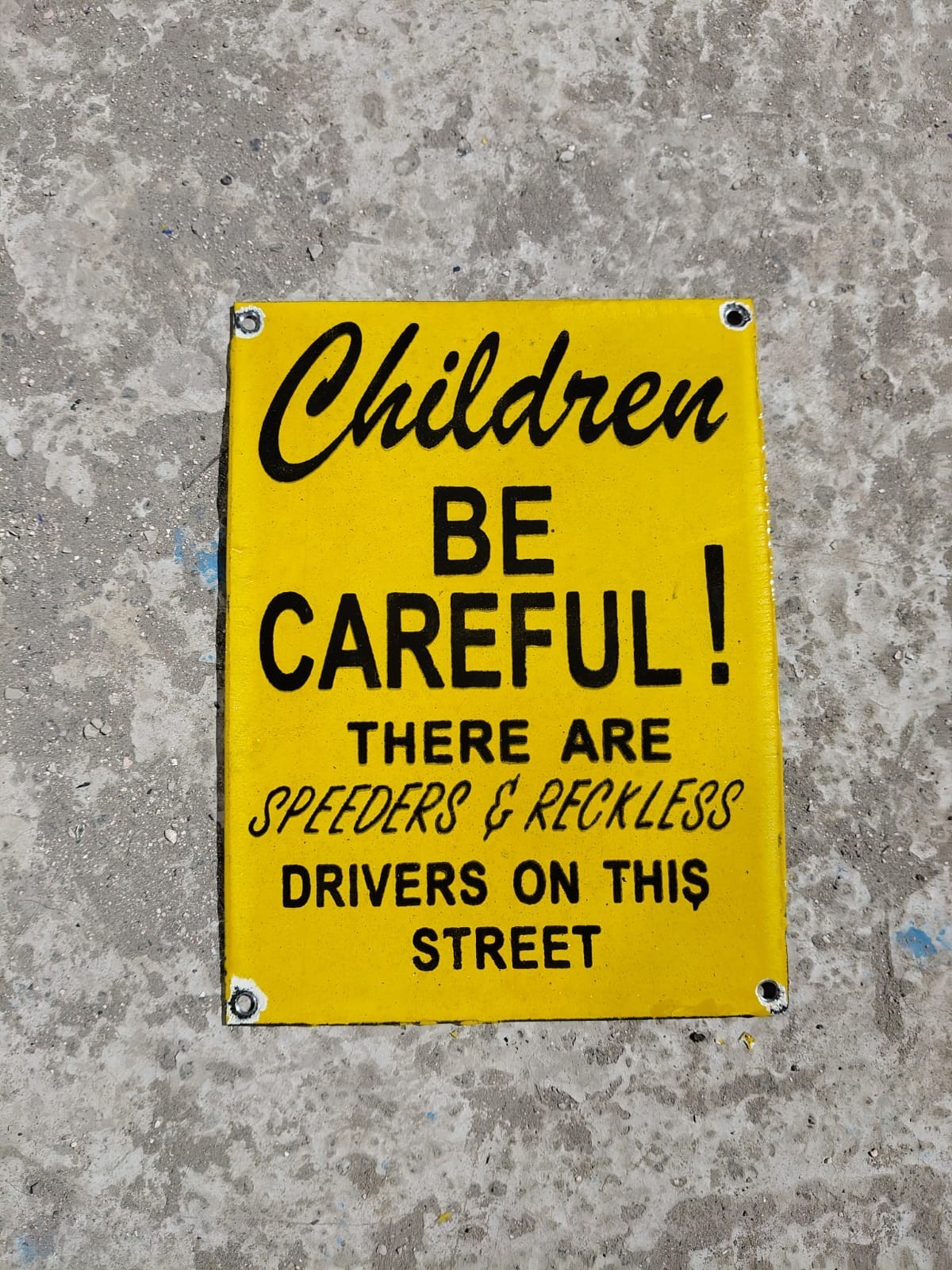 Porcelain Children Be careful Enamel Sign Size 8