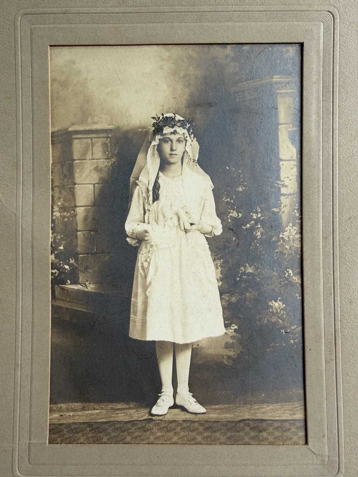 Antique Black & White Photo Card Victorian Girl Child Bride? White Gown