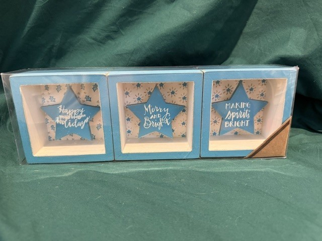 3 QTY Hobby Lobby 2017 Christmas INDIVIDUAL DECOR/BLUE  3 1/2 X 3 1/2   NEW