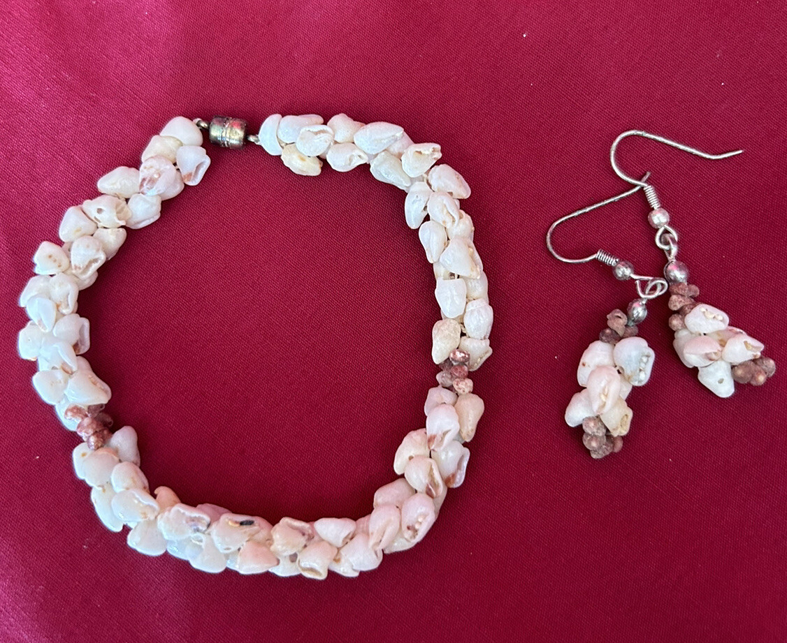 Hawaiian 100% Kahelelani & Momi Bracelet 7” Set Hawaiian 100% Kahelelani & Momi Bracelet 7” Set
