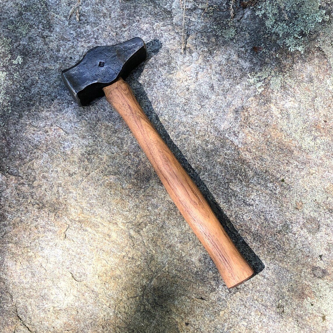 2.5 Pound Cross Pein/Rounding Hammer 2.5 Pound Cross Pein/Rounding Hammer