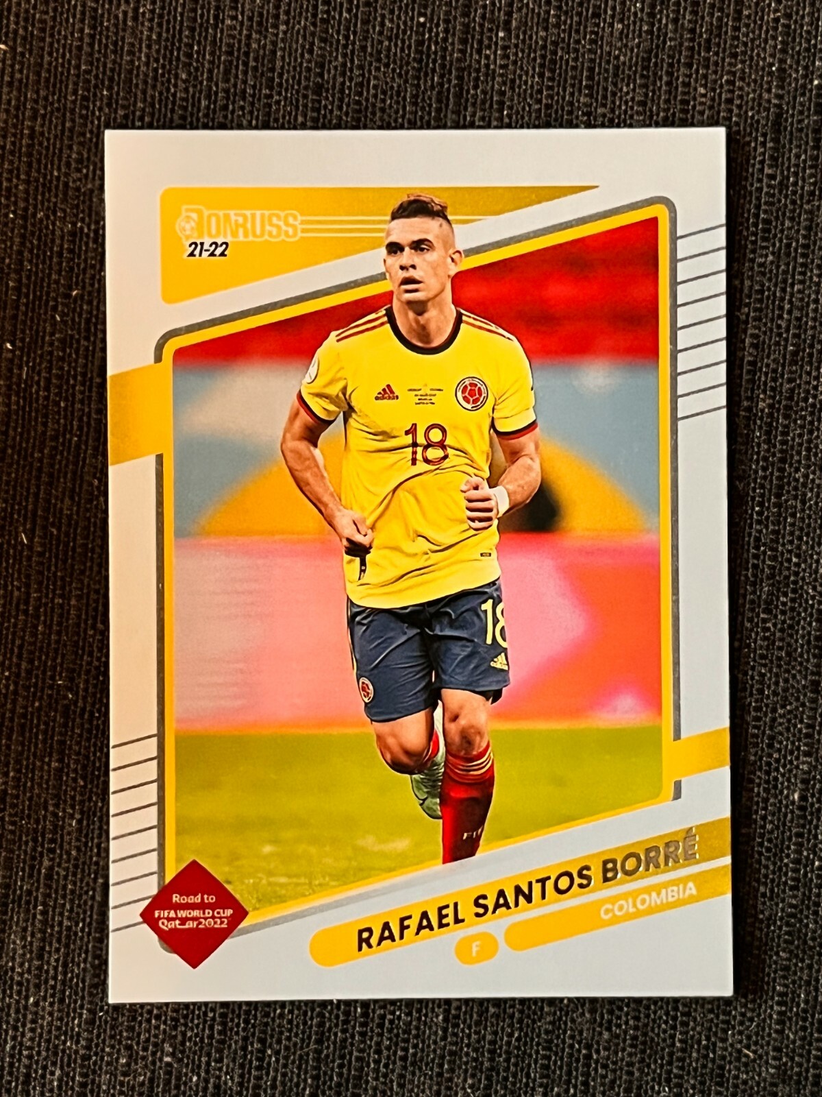 PANINI DONRUSS QATAR 2022 BASE CARD RAFAEL SANTOS BORRE COLOMBIA # 34 MINT
