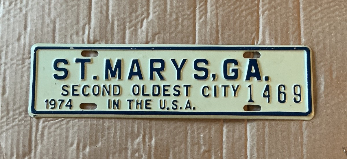 VINTAGE 1974 ST. MARYS,GA LICENSE PLATE TOPPER-TOWN TAG-SECOND OLDEST CITY IN US