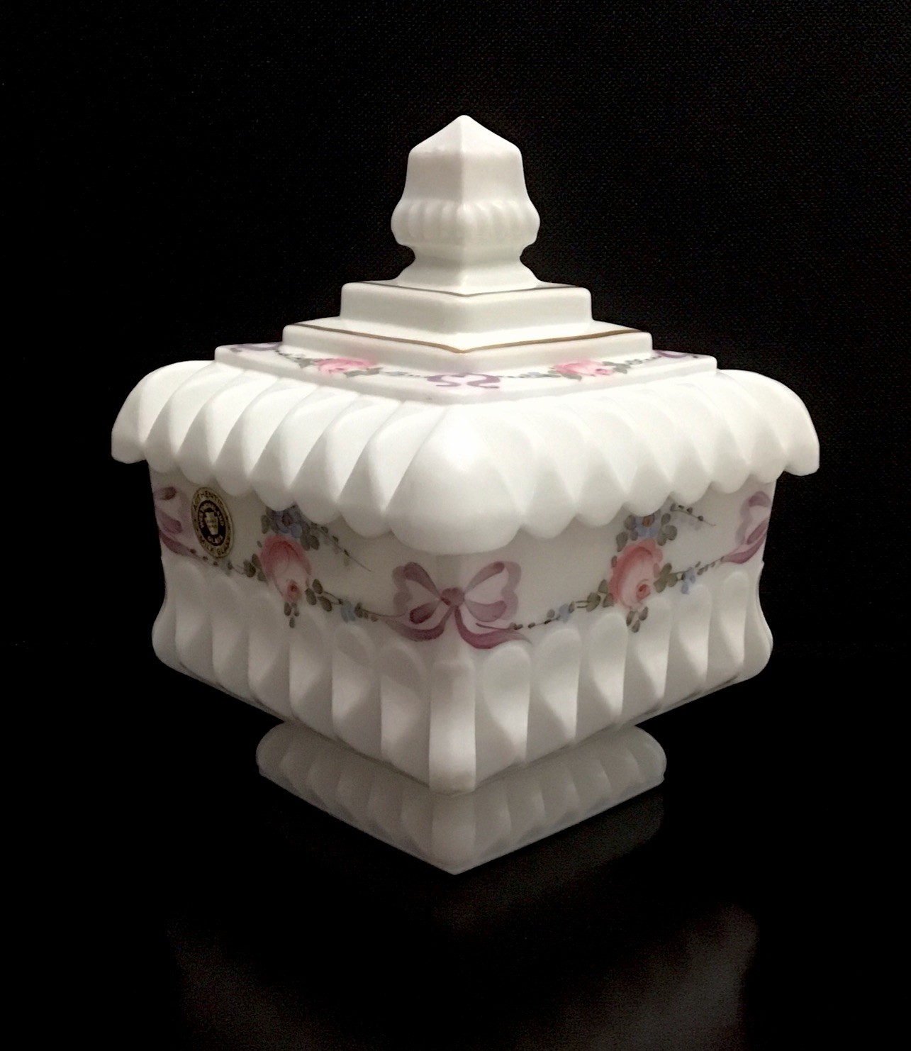 Vnt Westmoreland Milk Glass Hand Painted Pink Roses Candy Dish Bowl W Lid Mint C