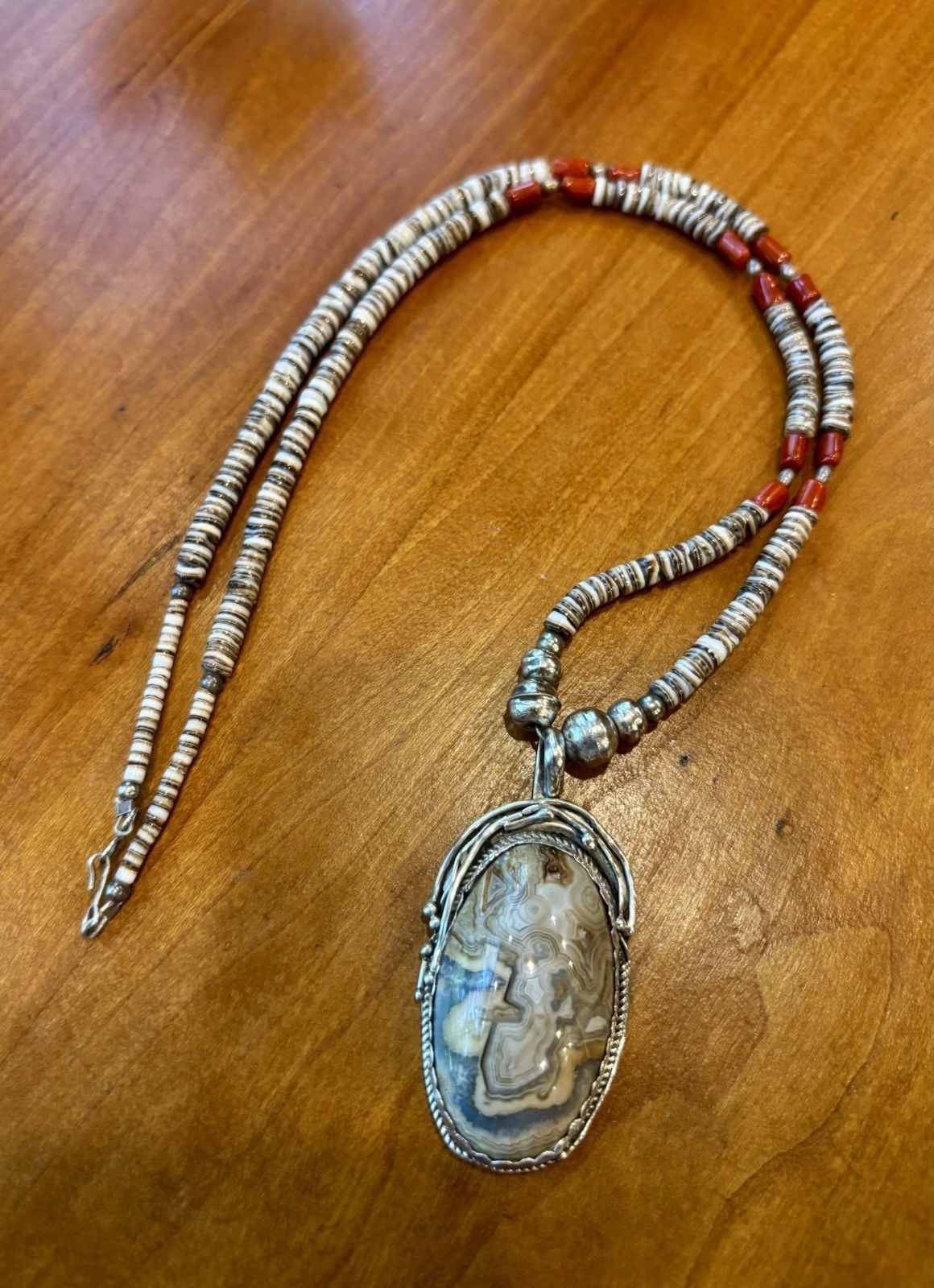 Vintage Signed Navajo Sterling and Agate 22 “ Necklace Vintage Signed Navajo Sterling and Agate 22 “ Necklace