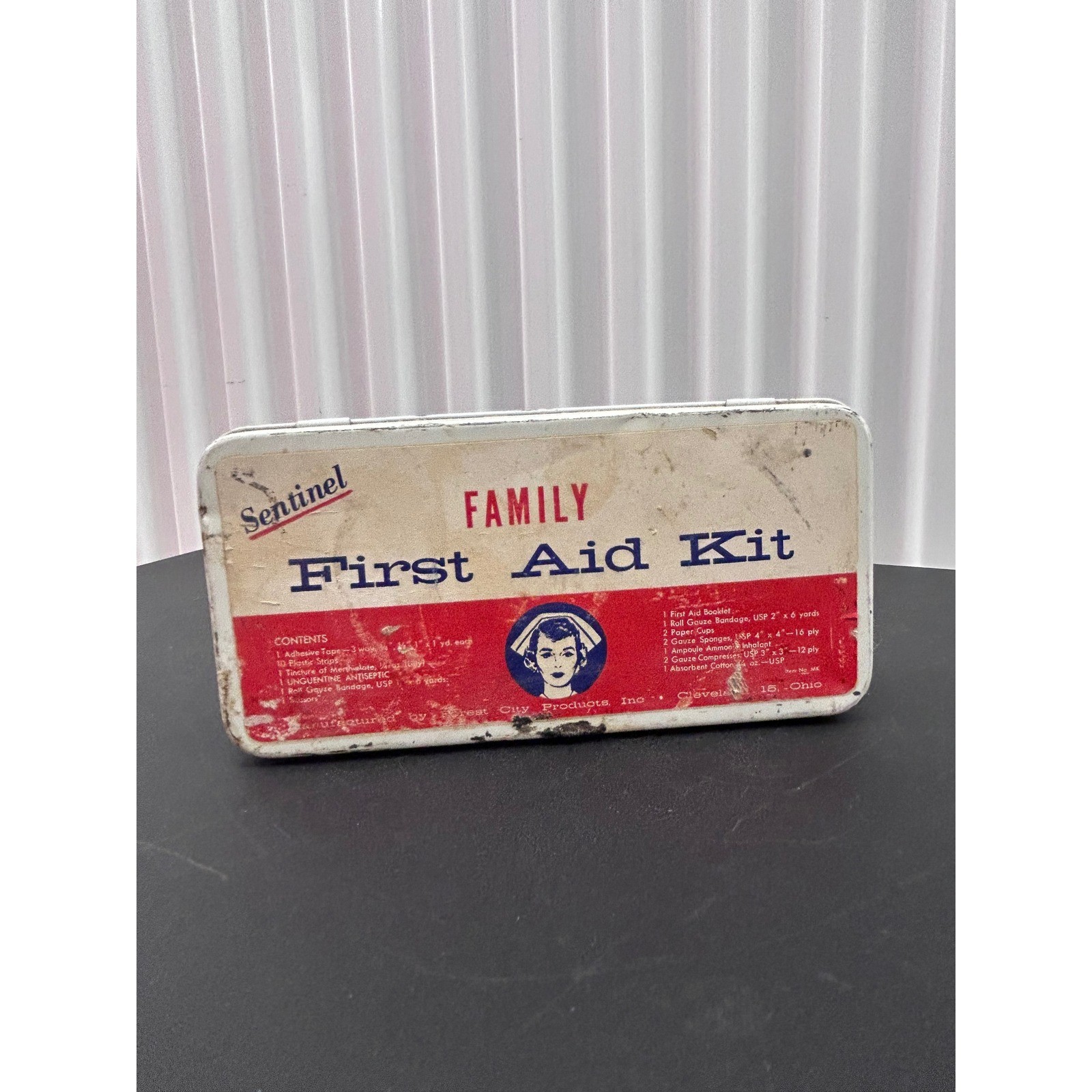 Vintage Sentinel Family First Aid Kit Tin Original Contents & Handbook