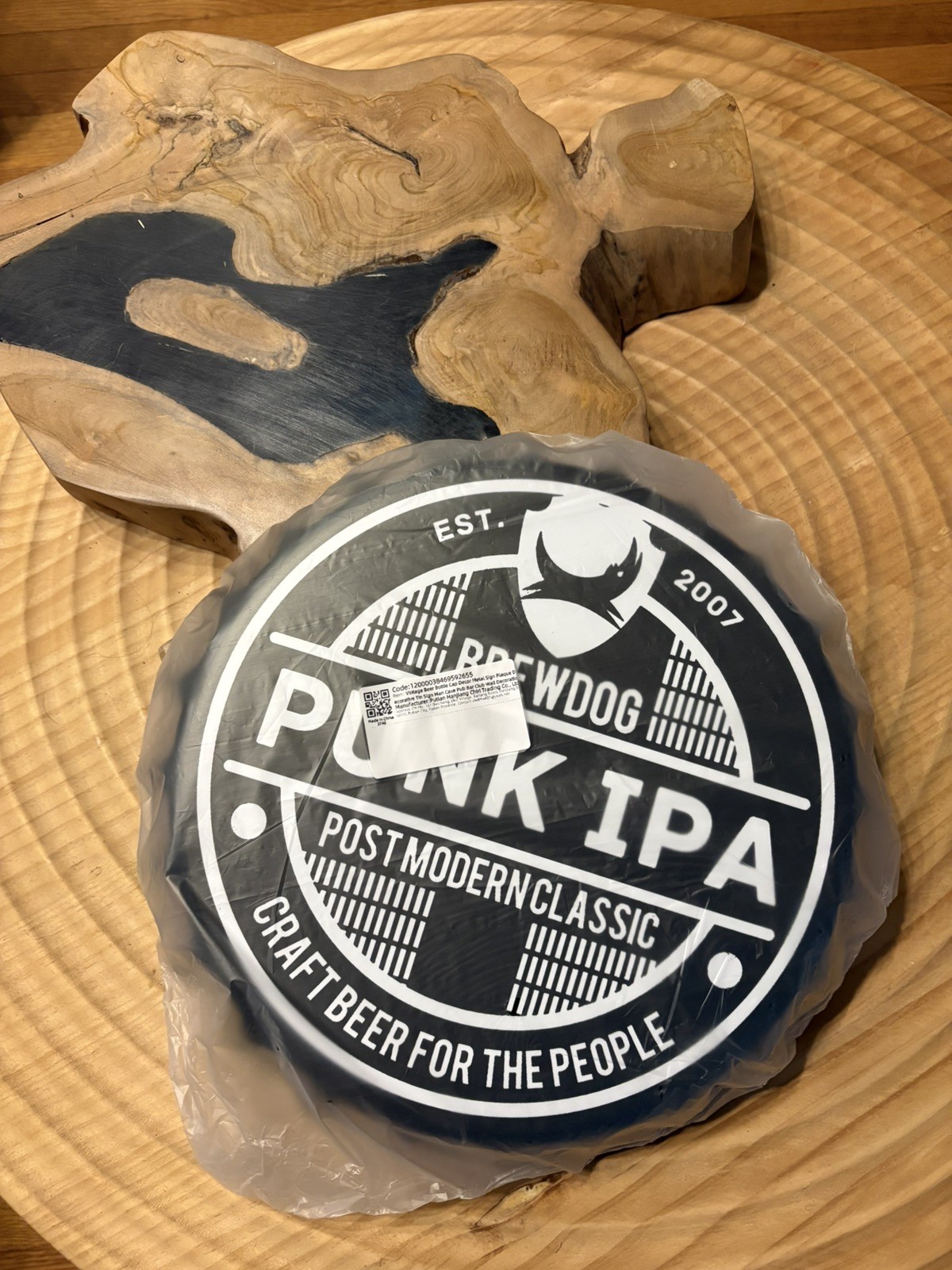 Brewdog IPA  Beer Bottle Cap Large 14” 35cm Metal Sign man cave Bar Wall Decor 