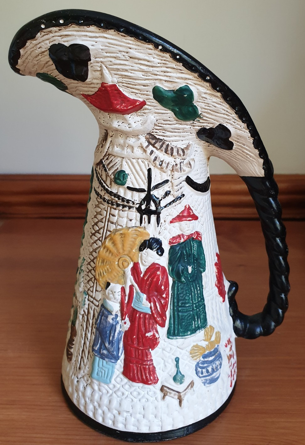VINTAGE ART DECO 1936/7 EMBOSA WARE ENGLAND 424 ORIENTAL SCENE JUG 22CM