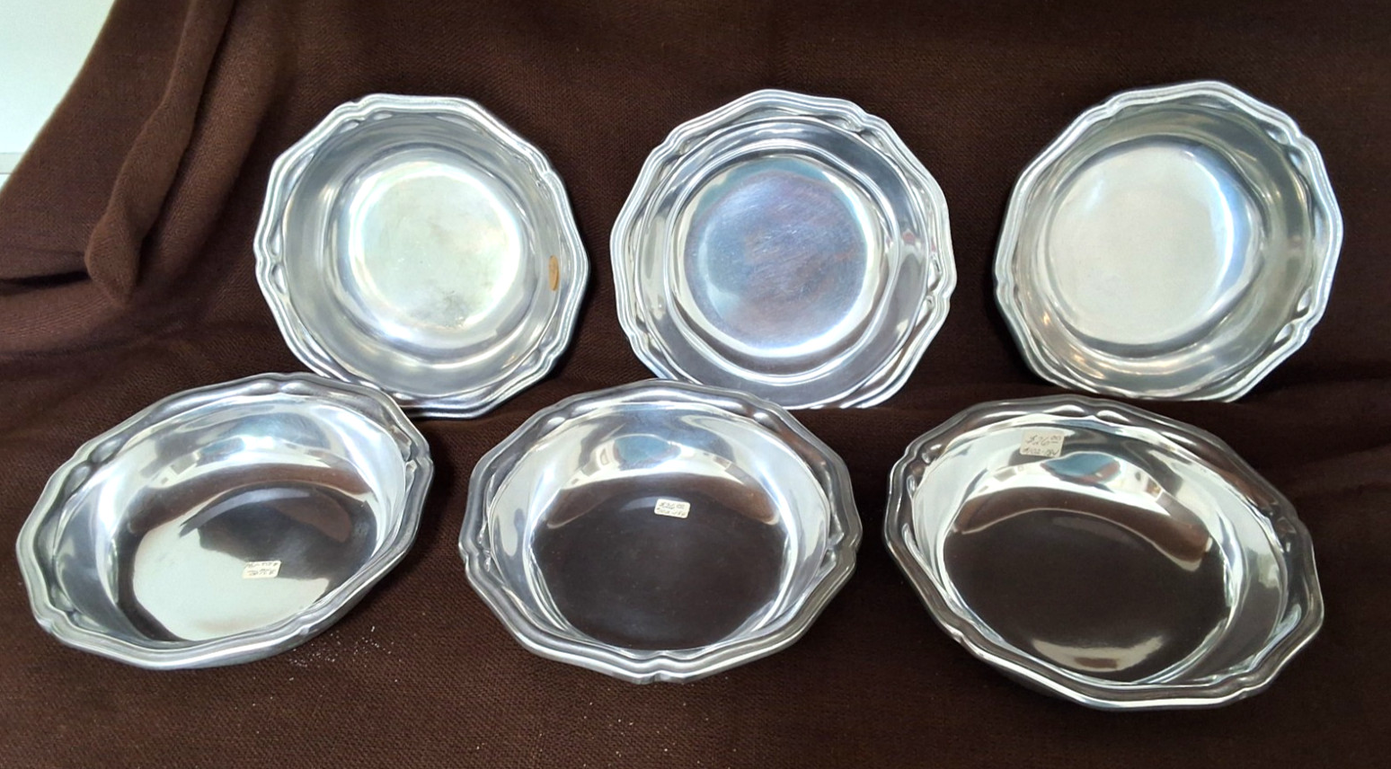 Vintage 2 Pewtarex salad/soup bowls  and 4 identical Wilton Armetale soup bowls