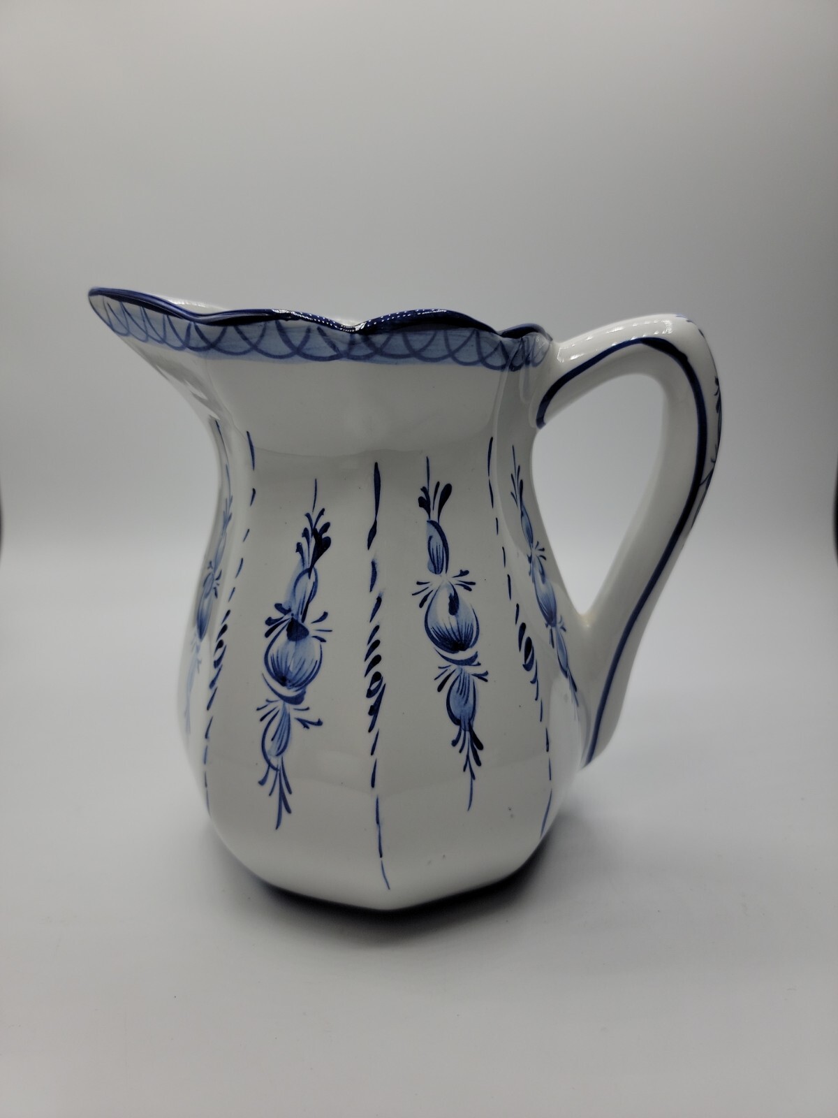 Vintage Blue White Vestal Hand Painted Pottery Pitcher Made In Portugal 7.5 Vintage Blue White Vestal Hand Painted Pottery Pitcher Made In Portugal 7.5