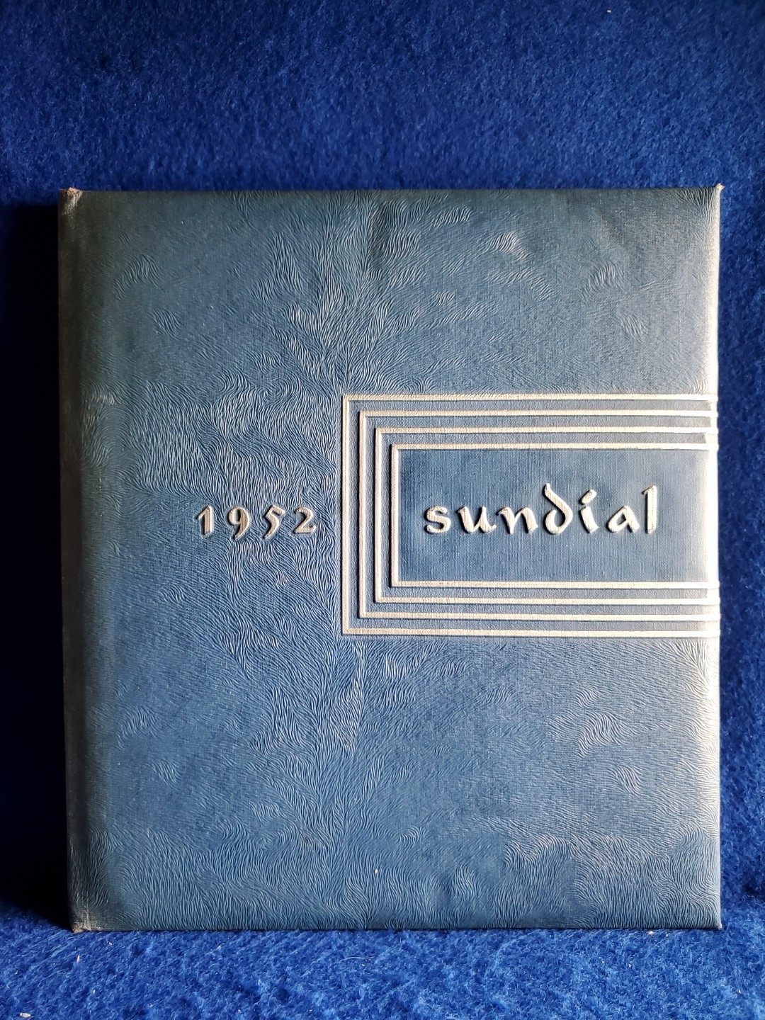 The Sundial 1952 – Marlborough School Yearbook, Los Angeles, California The Sundial 1952 – Marlborough School Yearbook, Los Angeles, California