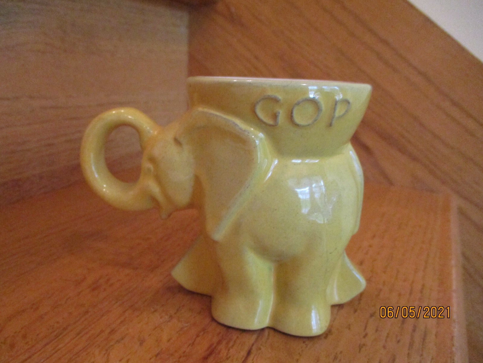Frankoma  Republican Elephant Mug Yellow 1975 GOP US unique *shipping included*