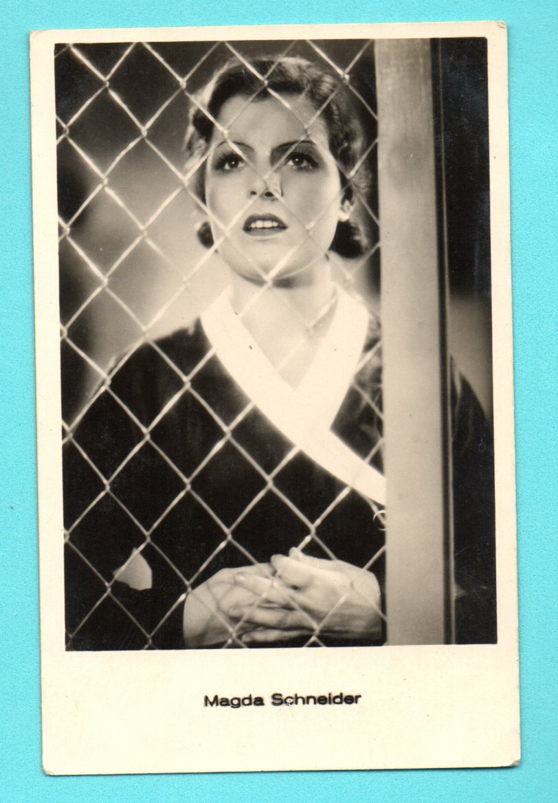 MAGDA SCHNEIDER VINTAGE PHOTO PC. PUBLISHER LATVIA 23