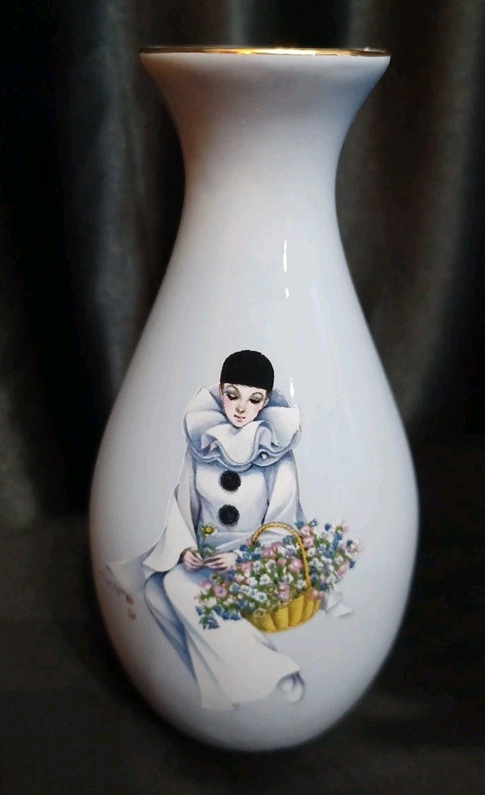 BELINA VINTAGE PORCELAIN BELINA VINTAGE PORCELAIN