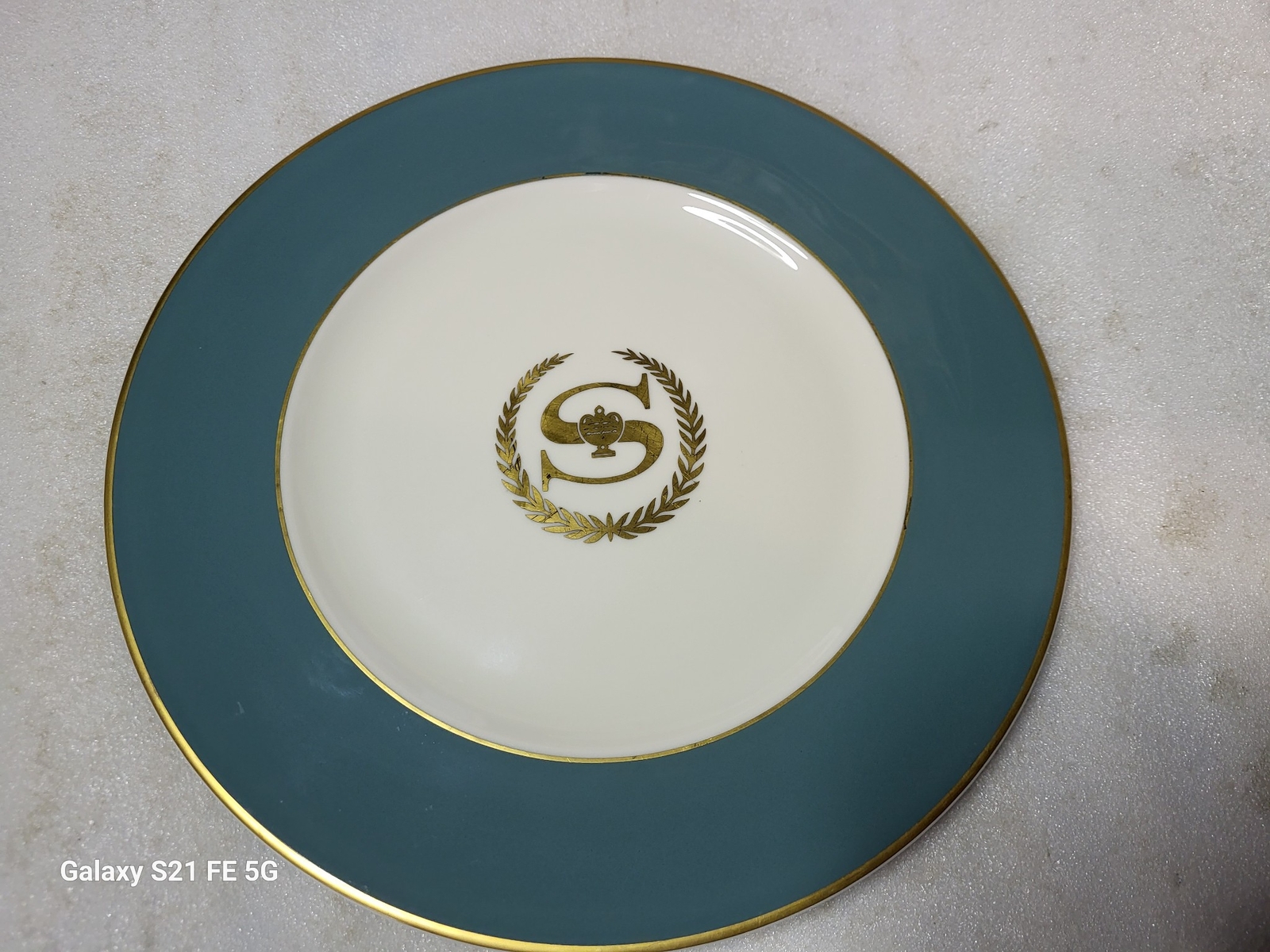 Vintage Sheraton Hotel Large Dinner Plate 10 7/8\
