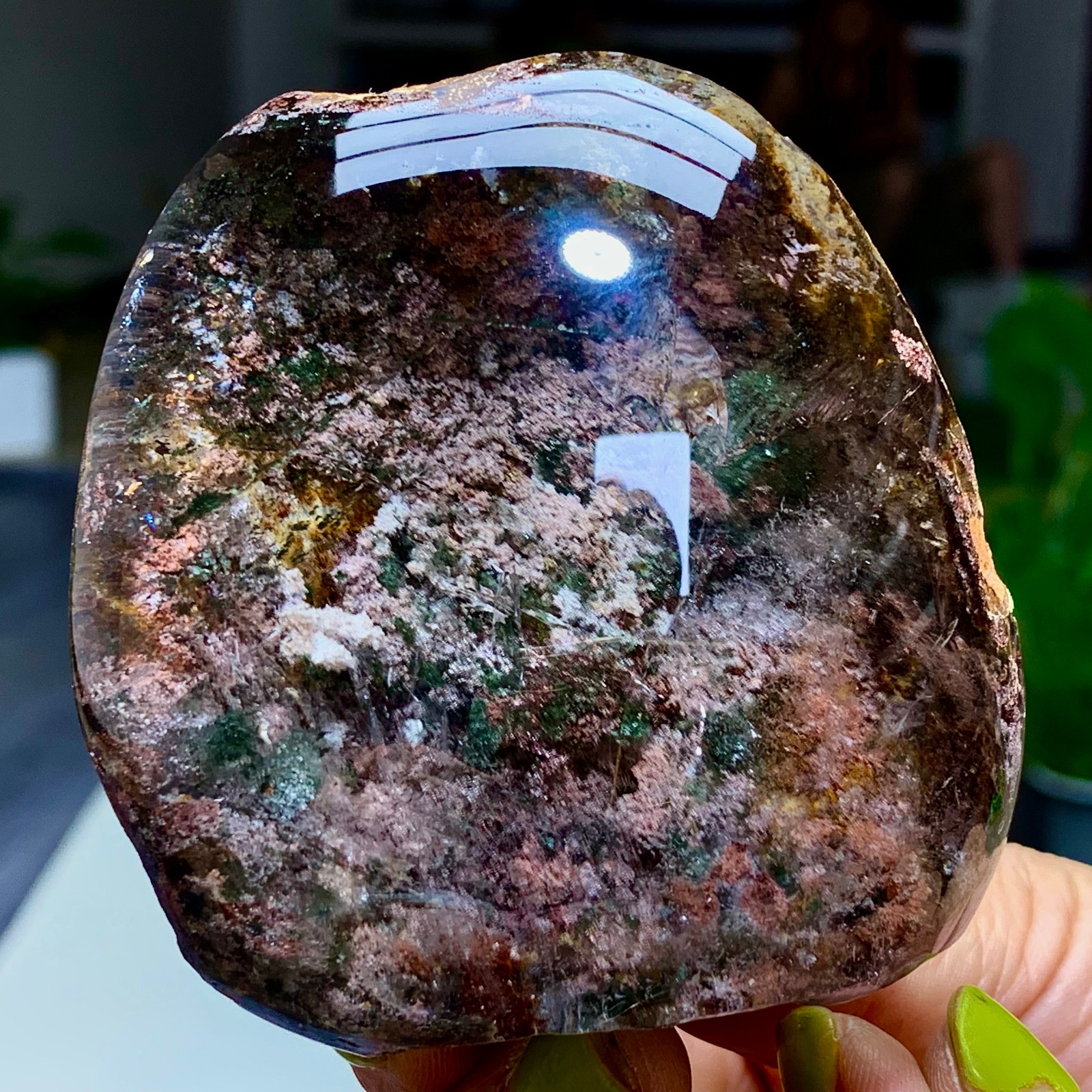 269G Natural Green Ghost Crystal Quartz Crystal  Mineral Specimen