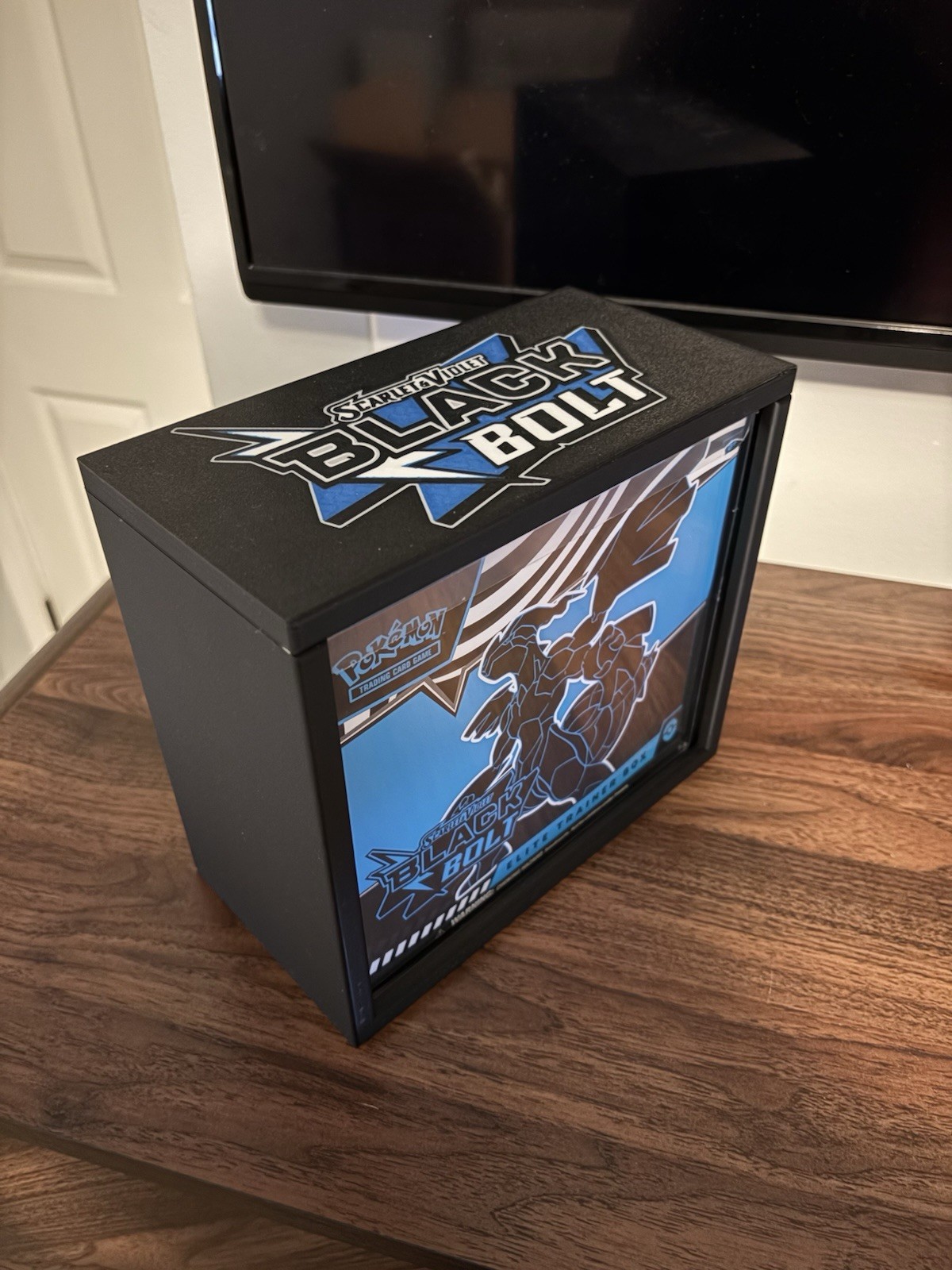 Pokémon Scarlet & Violet Black Bolt high quality themed elite trainer box case