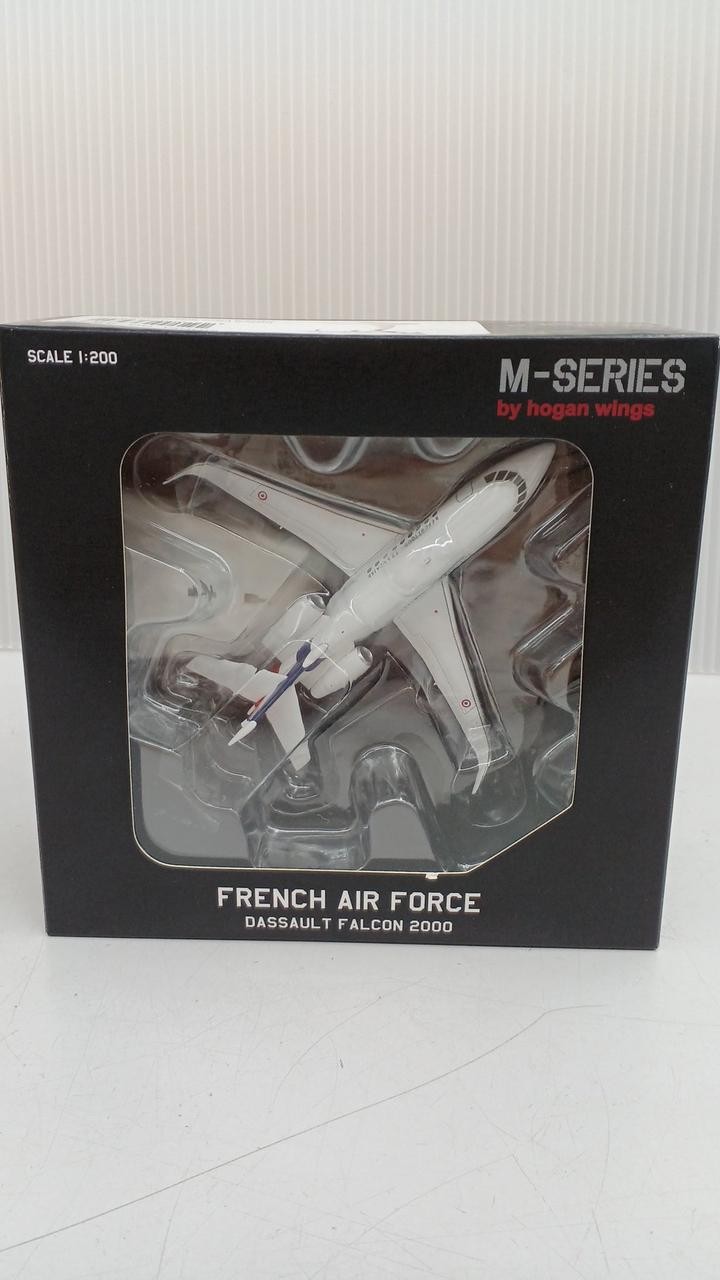 HOGAN WINGS 1/200 Dassault Falcon 2000 Scale Model Aircraft