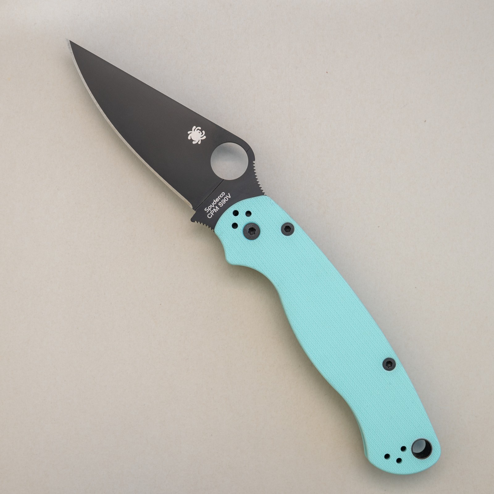 Spyderco C81GPTLBK2 Paramilitary 2 MGE Exclusive DLC S90V Blade with Teal G10