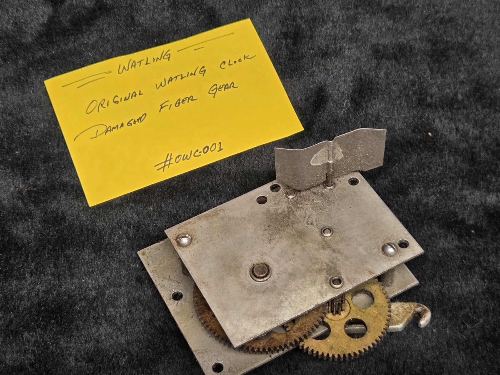 ORIGINAL VINTAGE WATLING CLOCK,  DAMAGED FIBER GEAR #OWC-001