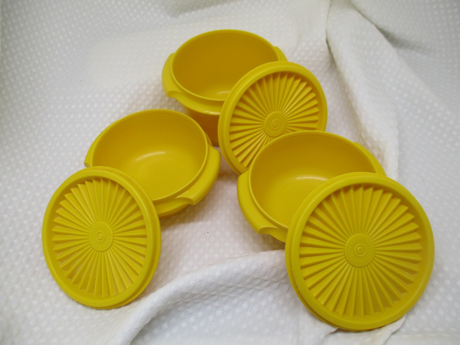 Vintage Tupperware Small Storage Bowls w/Lids - 2 at 1.5 Cup and 1 at 2.5 Cup