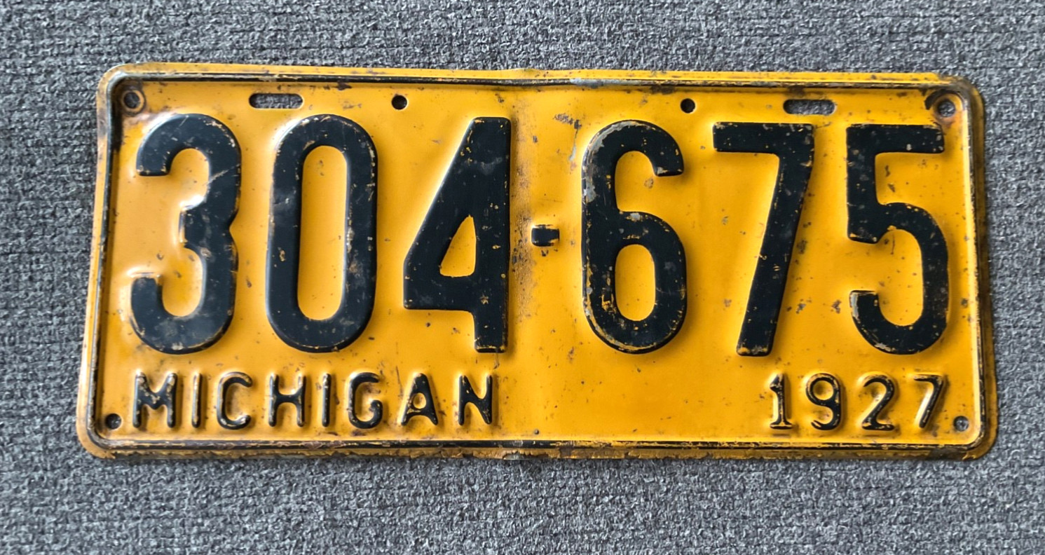 RARE 1927 MICHIGAN ORIGINAL PAINT LICENSE PLATE NO TOUCHUP CHEVY FORD DODGE ETC