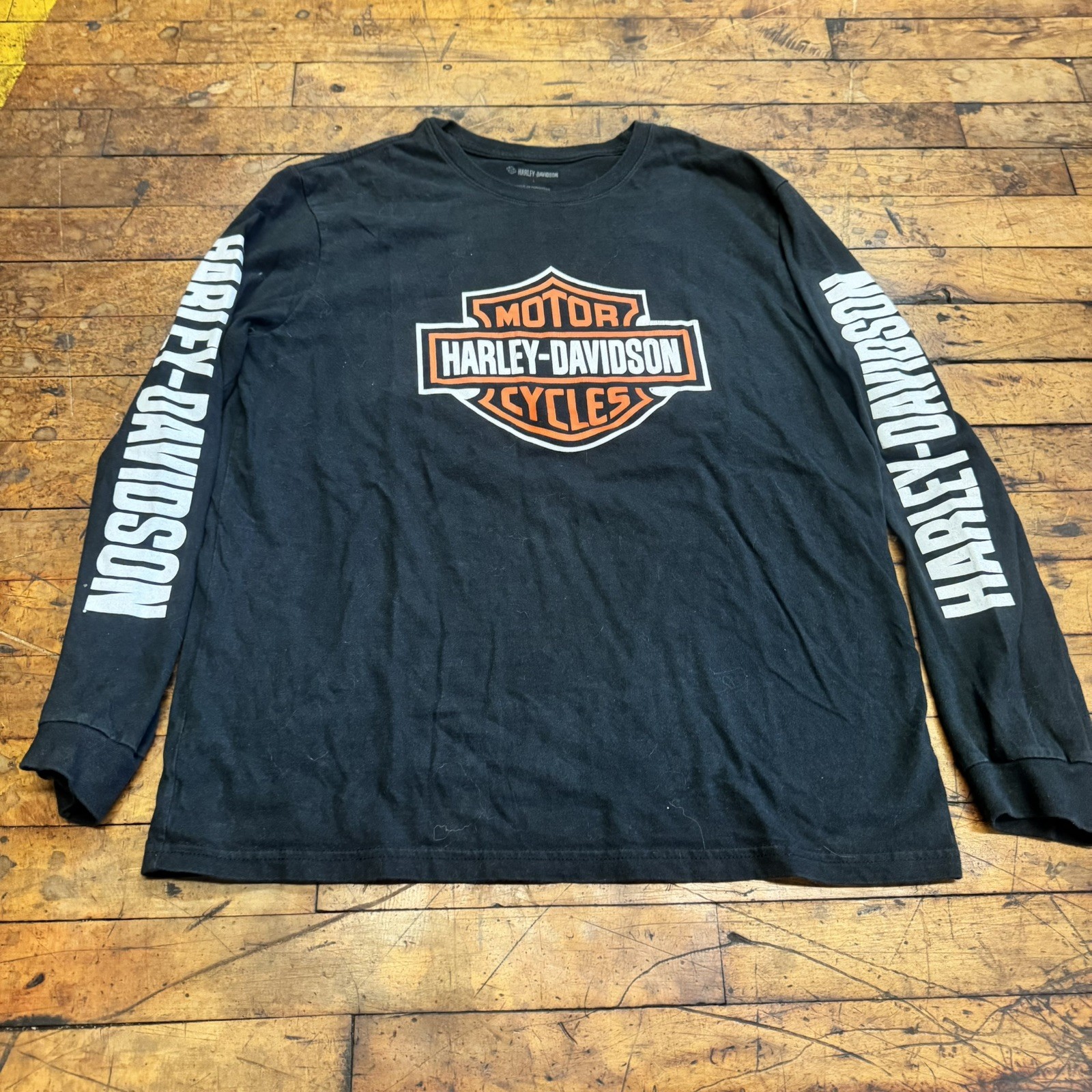 Harley Davidson men’s large long sleeve shirt sleeve hits cotton Harley Davidson men’s large long sleeve shirt sleeve hits cotton