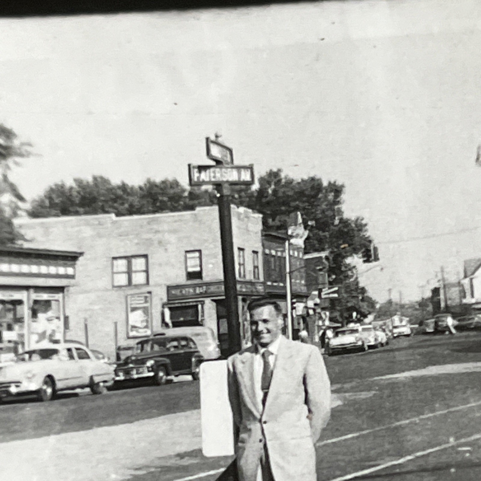 Vintage Snapshot Photo Street View Paterson Ave. Unknown Town 1950s --- U3