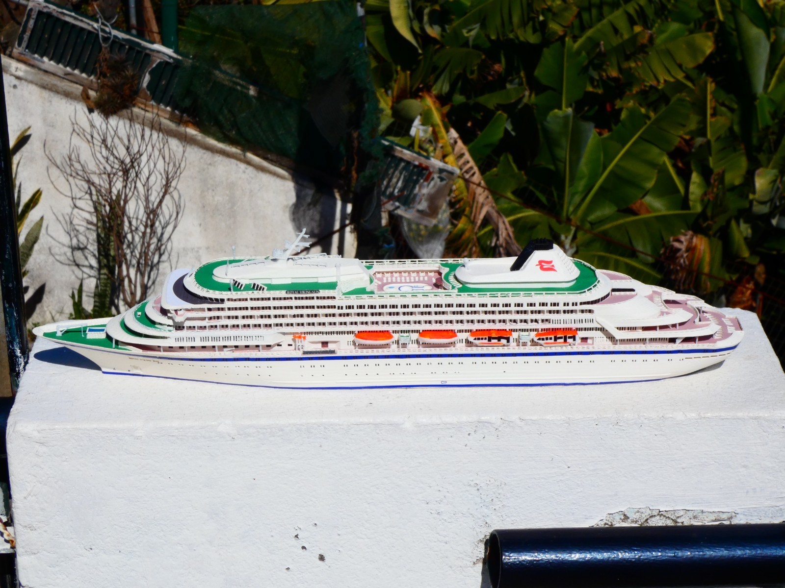 Rare Royal Viking Line' Royal Viking Sun Cruise Ship Model 1:420