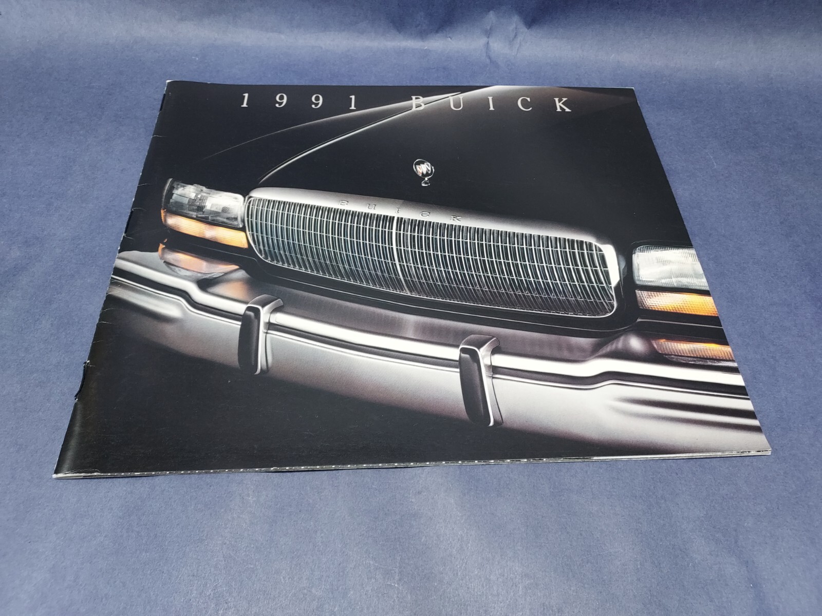 Vintage 1991 Buick Car Auto Dealer Brochure
