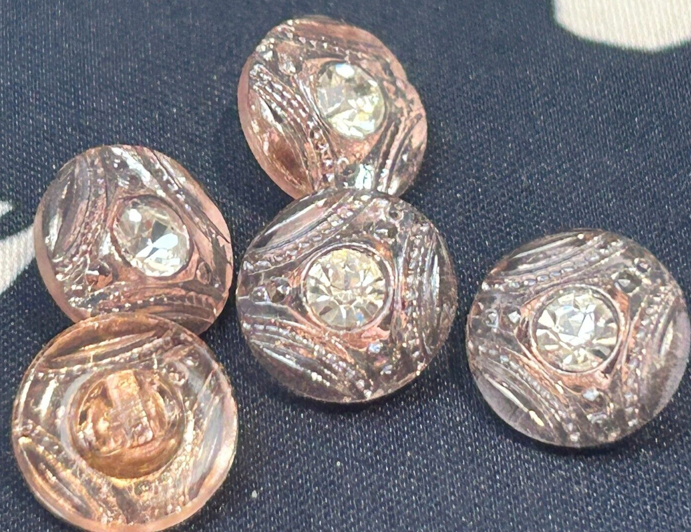 vintage pink glass crystal buttons 1/2