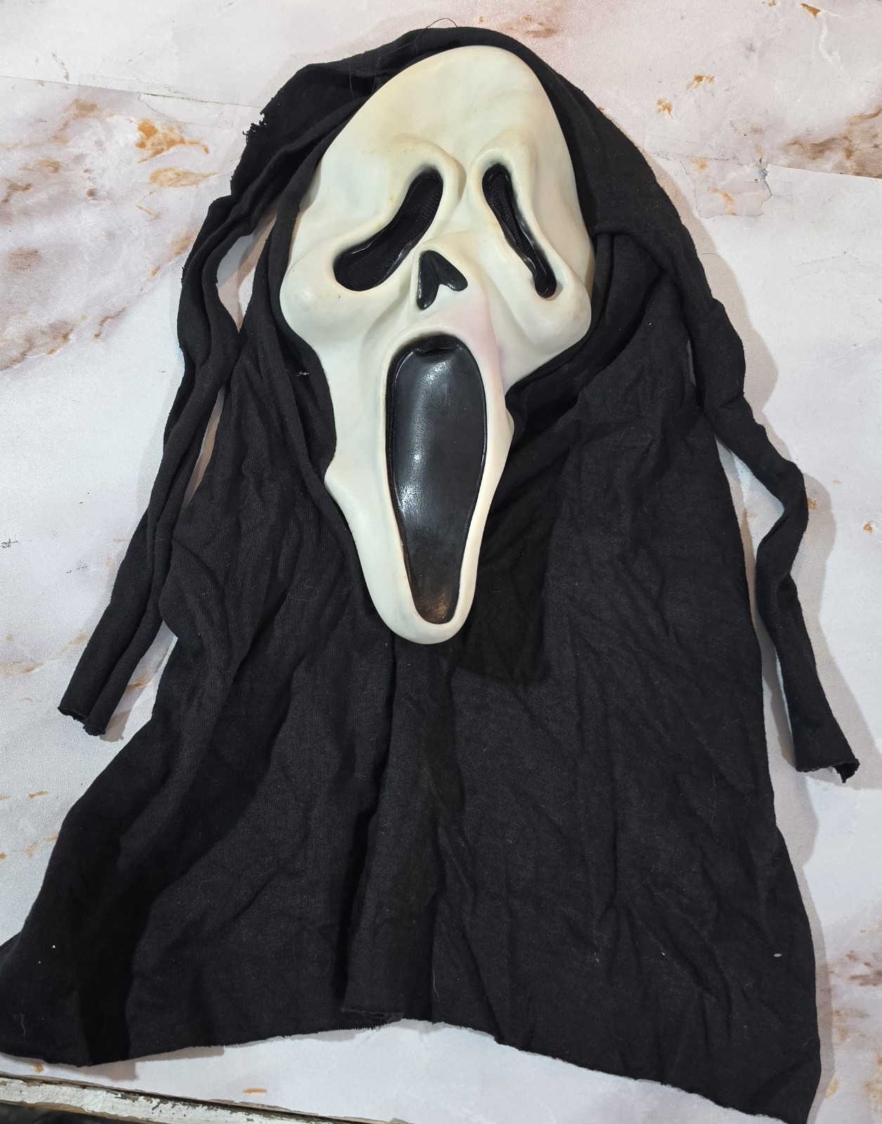 Vintage Ghostface Scream 2 Mask MK Stamp Cotton Shroud Easter Unlimited Glow RDS